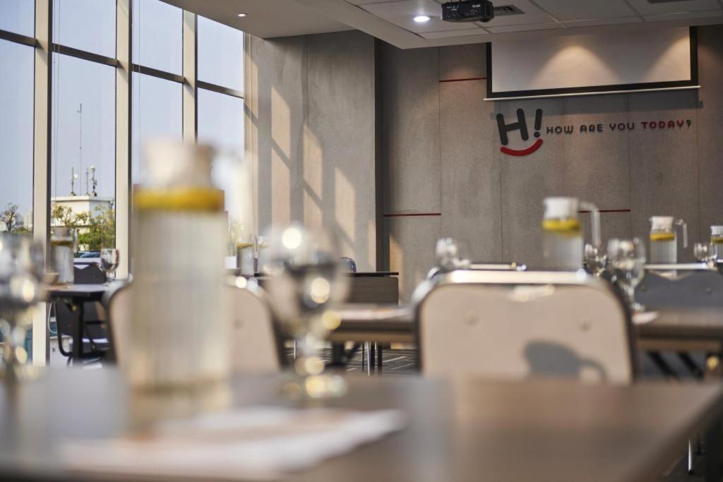 Hi Hotel Senen 자카르타 외부 사진